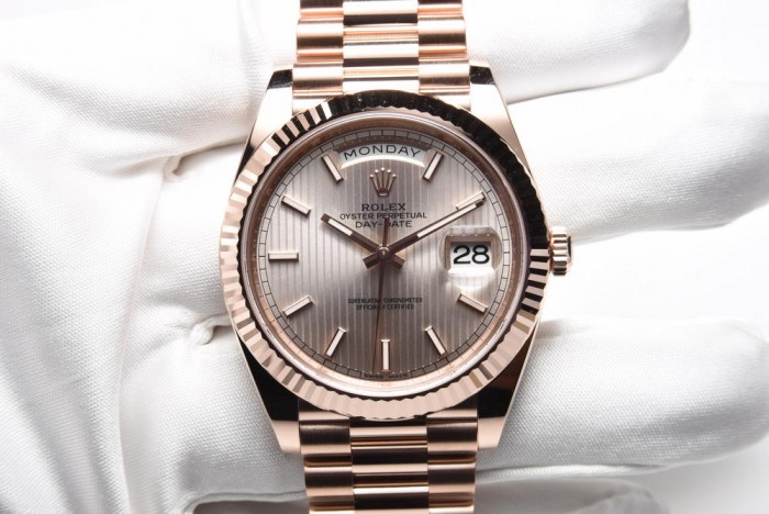 Rolex_Day_Date07-700x468.jpg