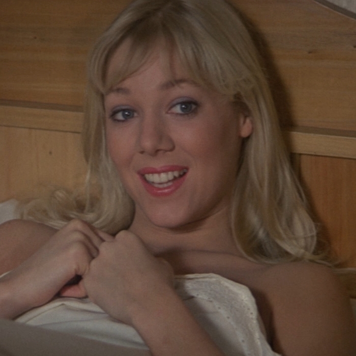 Bibi_Dahl_(Lynn-Holly_Johnson)_-_Profile.jpg