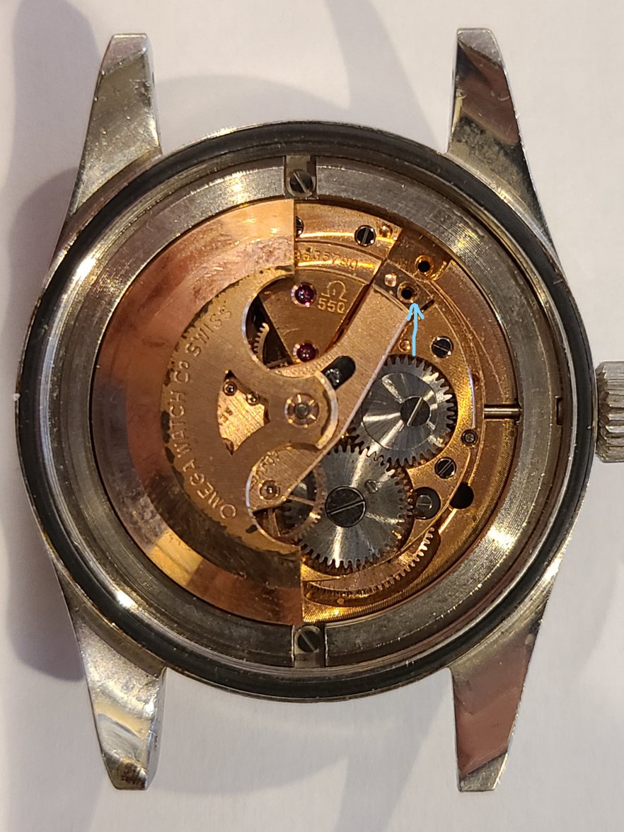 OMEGA SEAMASTER 300 Missing Screw - 2.jpg