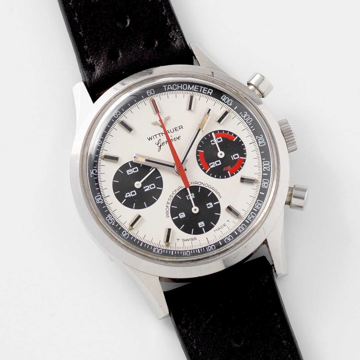 Wittnauer 242T : two (totally) different variations | Omega Watch