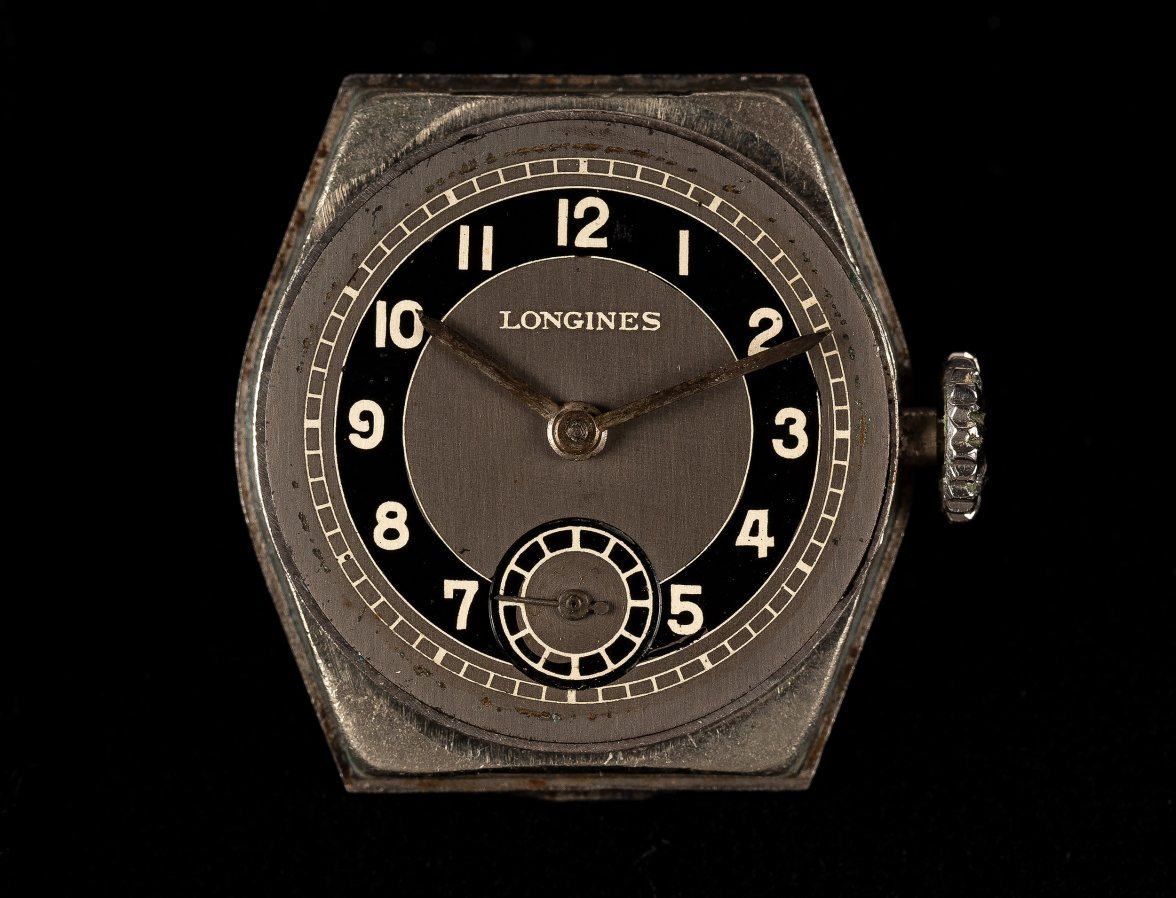 Longines-ladies-cal-8.68N-dial.jpg