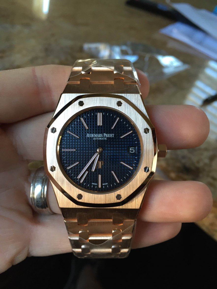 APRO 15202 Rose Gold.jpg