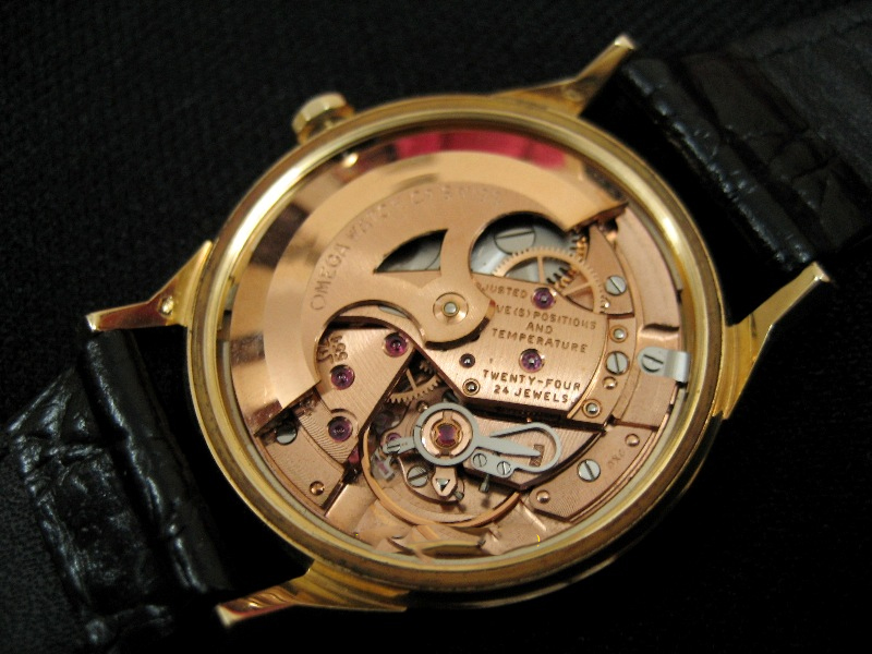 Omega 551 movement L.jpg