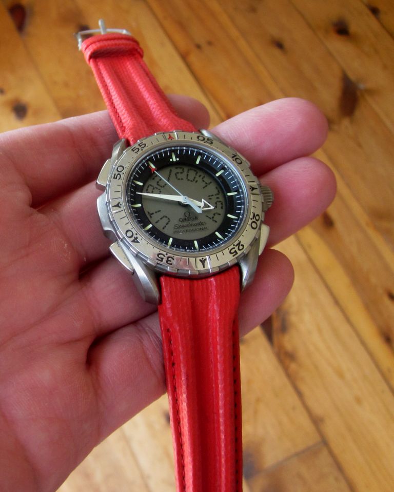 red strap IMG_9002.jpg