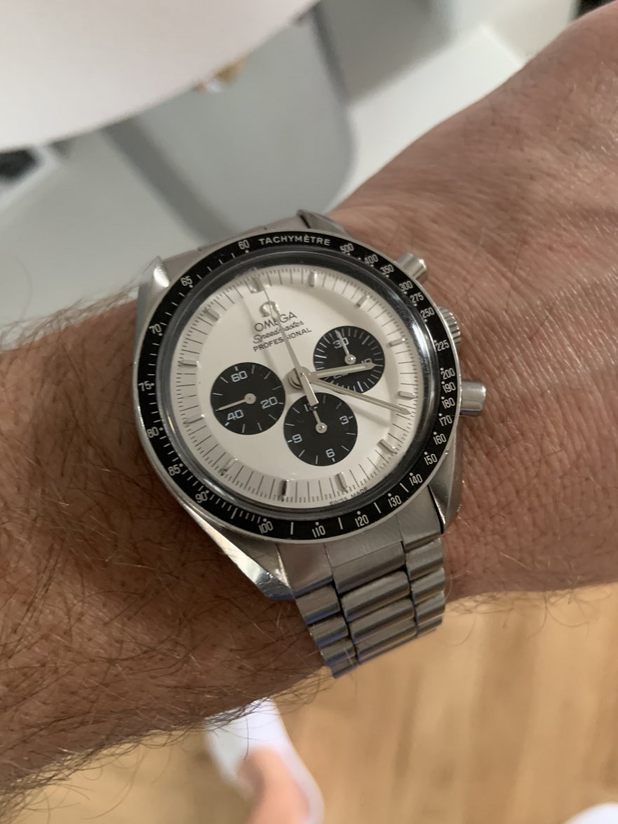 Omega speedmaster best sale mitsukoshi dial