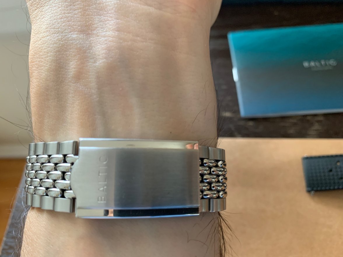 1068594-3e3546b39acaac441f685a7221a350bf.jpg 1068594-3e3546b39acaac441f685a7221a350bf.jpg