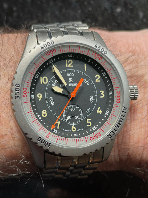 Airspeed Altimer Wrist.jpeg