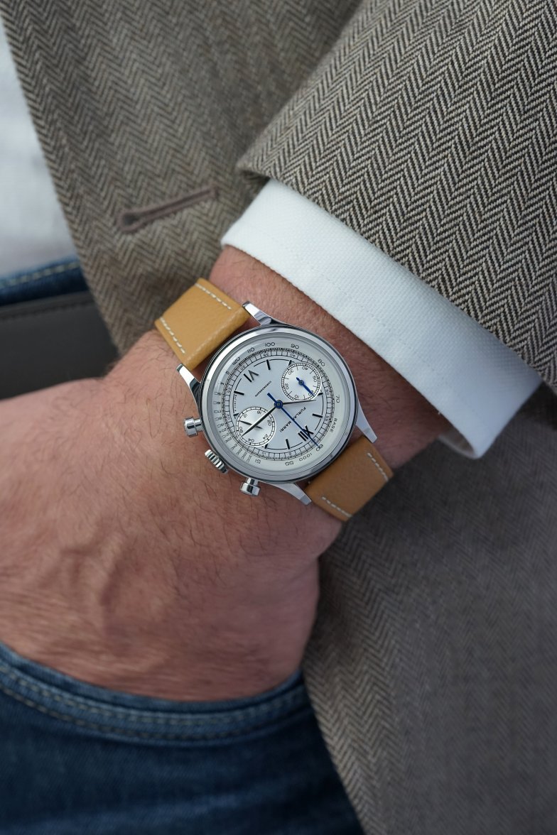 TASTI TONDI CARAMEL STRAP WRIST 3.jpg