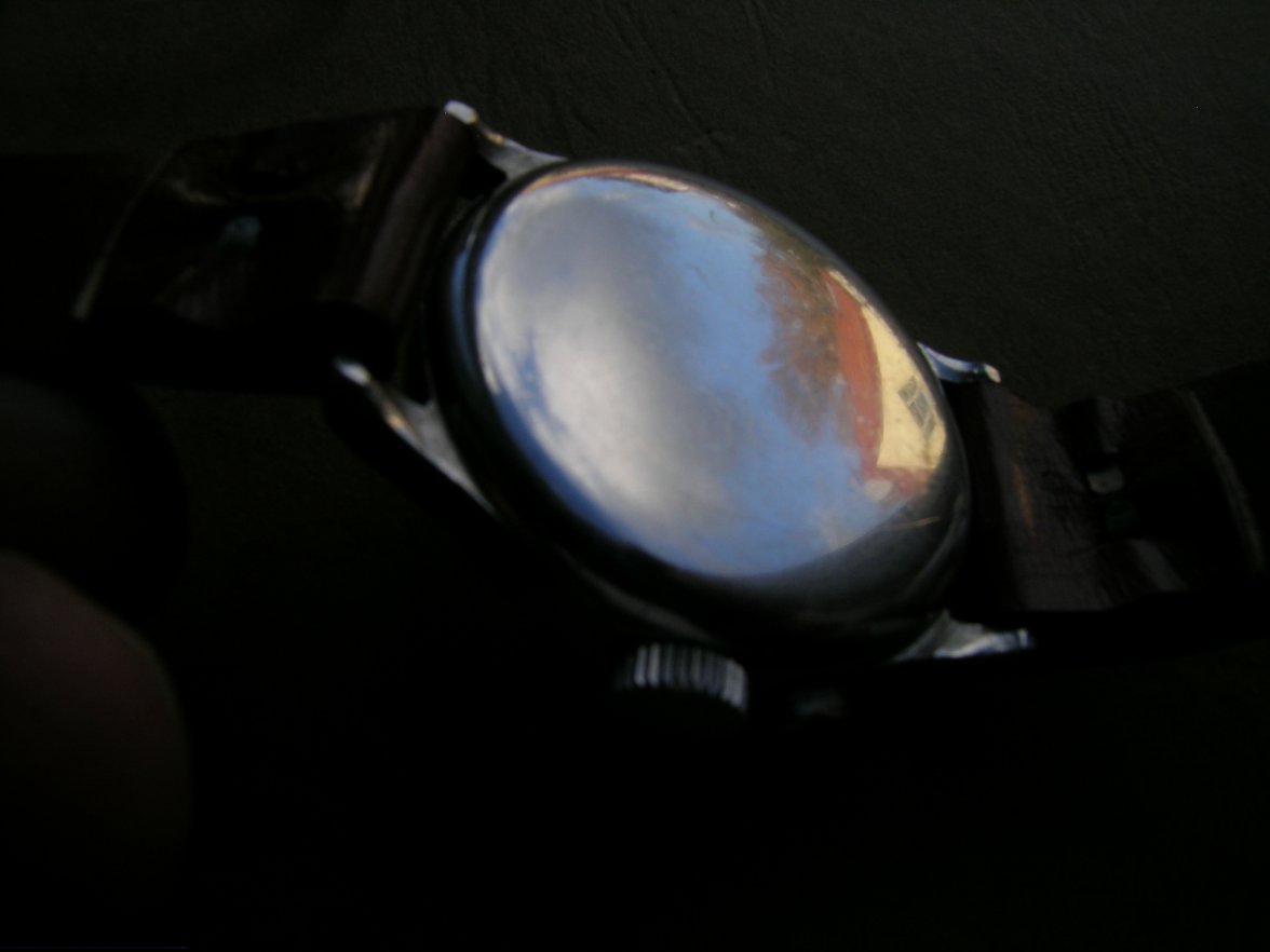 Armbandsur 1940-tal 086.jpg