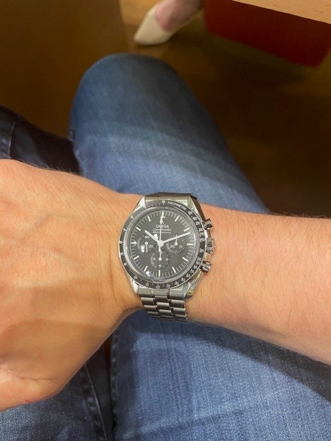 watch 1.jpg