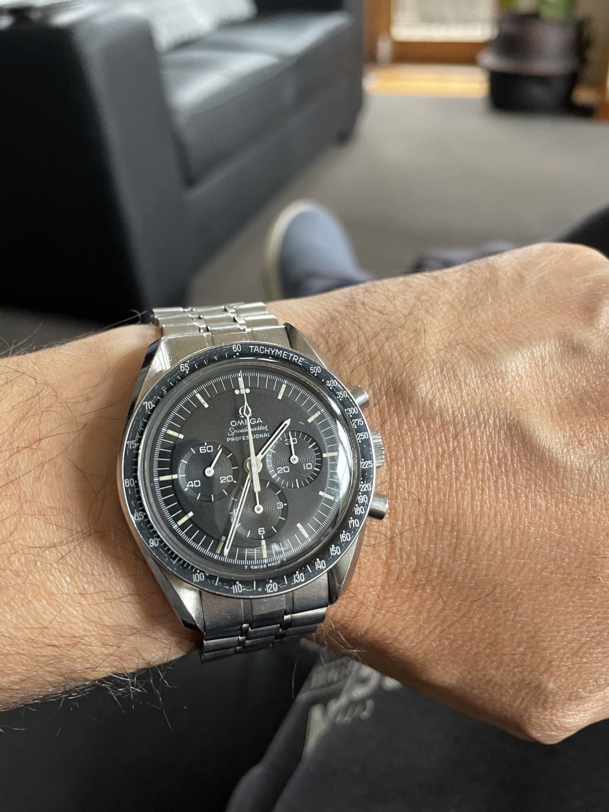 Omega clearance speedmaster scratches