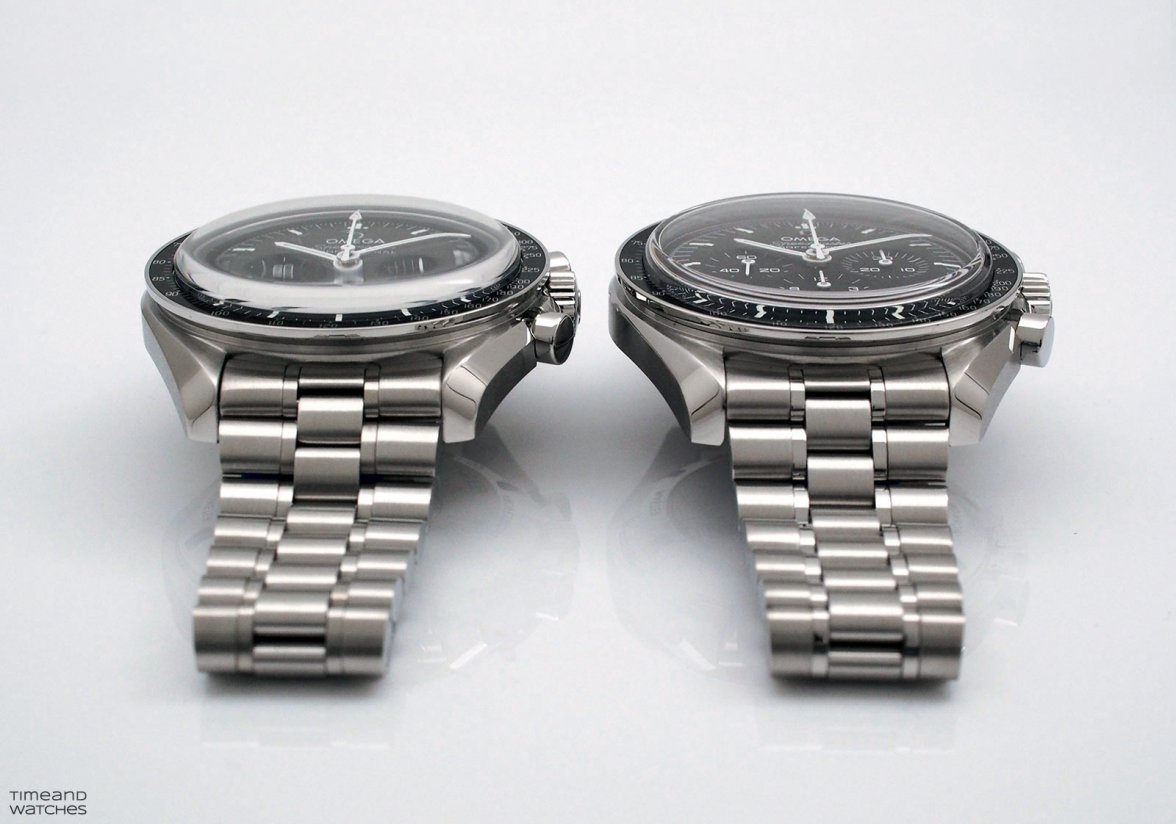 Omega-Speedmaster-Moonwatch-2021_002(hesalite_on_the_left).jpg