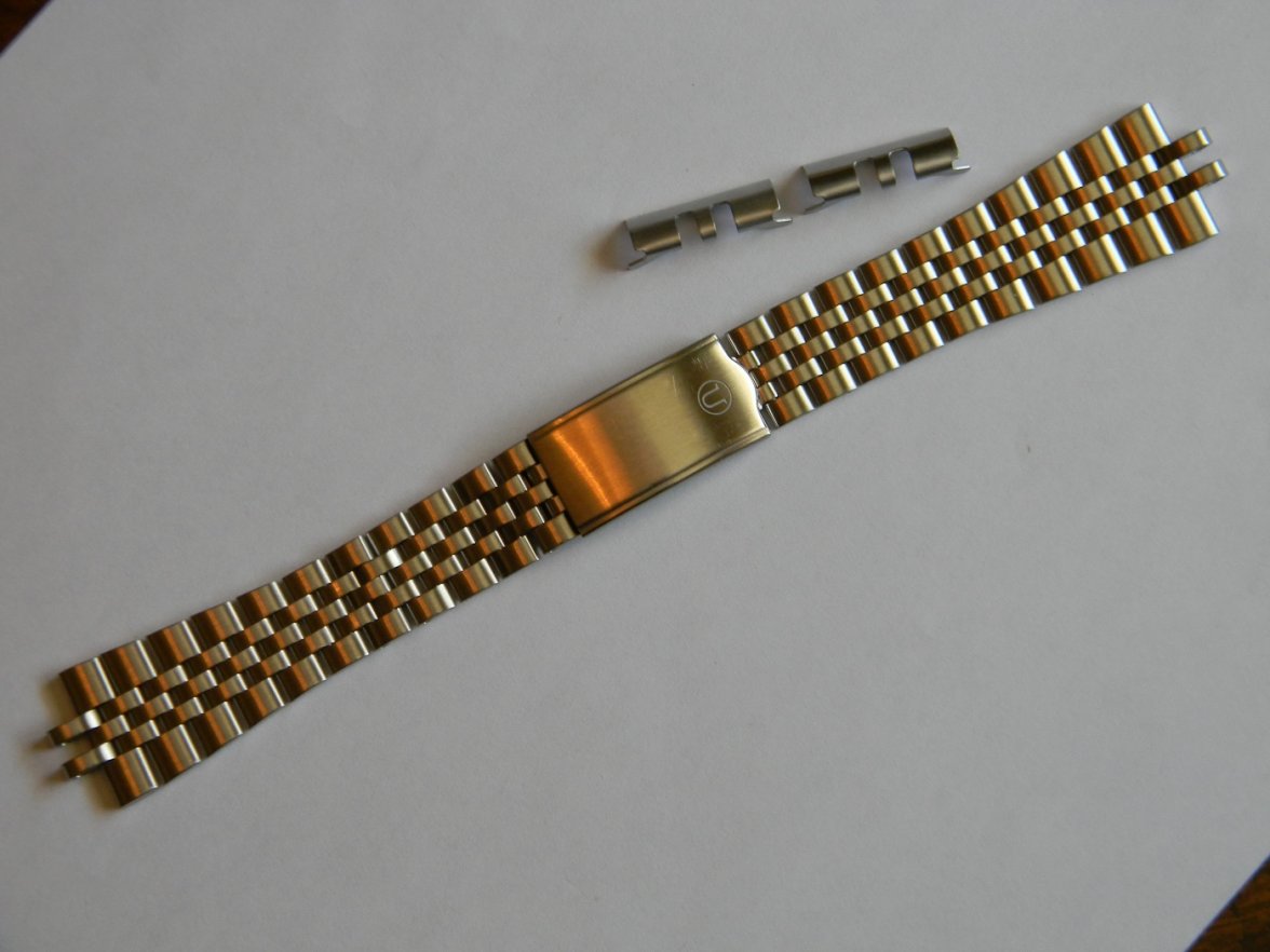bracelets 006.JPG
