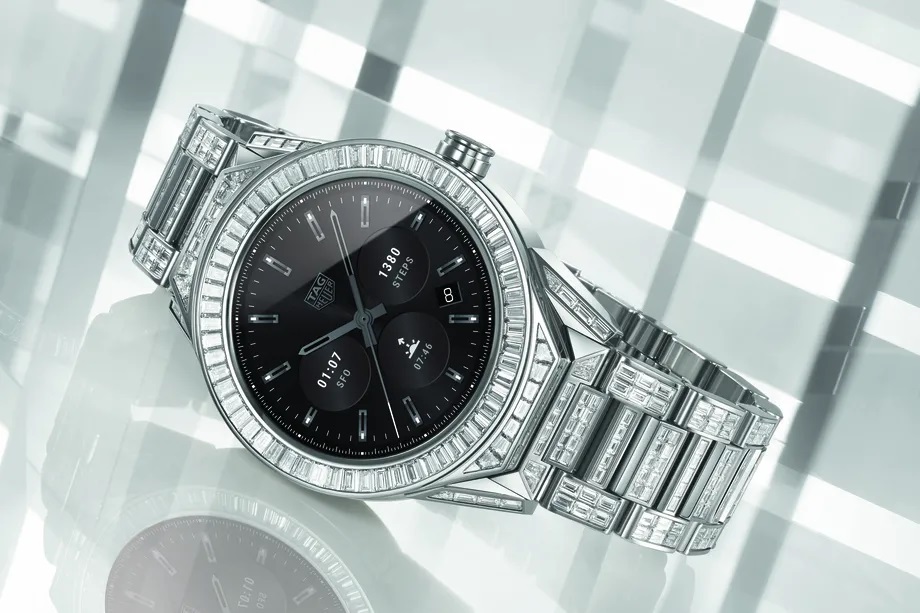 TAGHeuer_Connected_Modular45_FullDiamondSet__10___1_.0.jpg