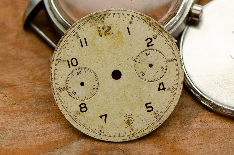 Lemania military dial.jpg