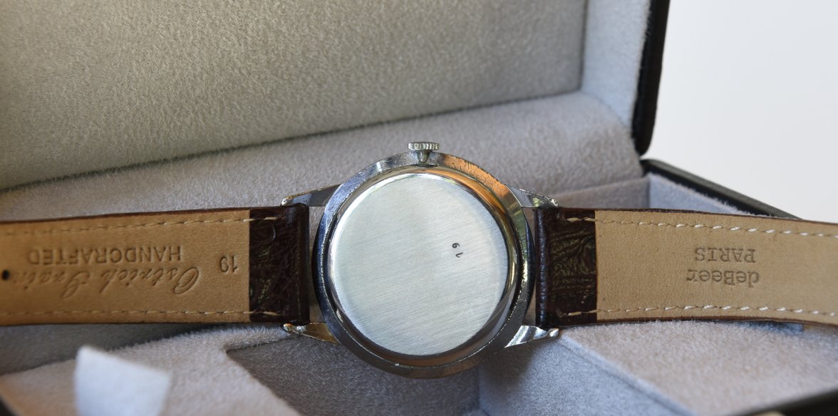 Record Geneve in shade-4.jpg