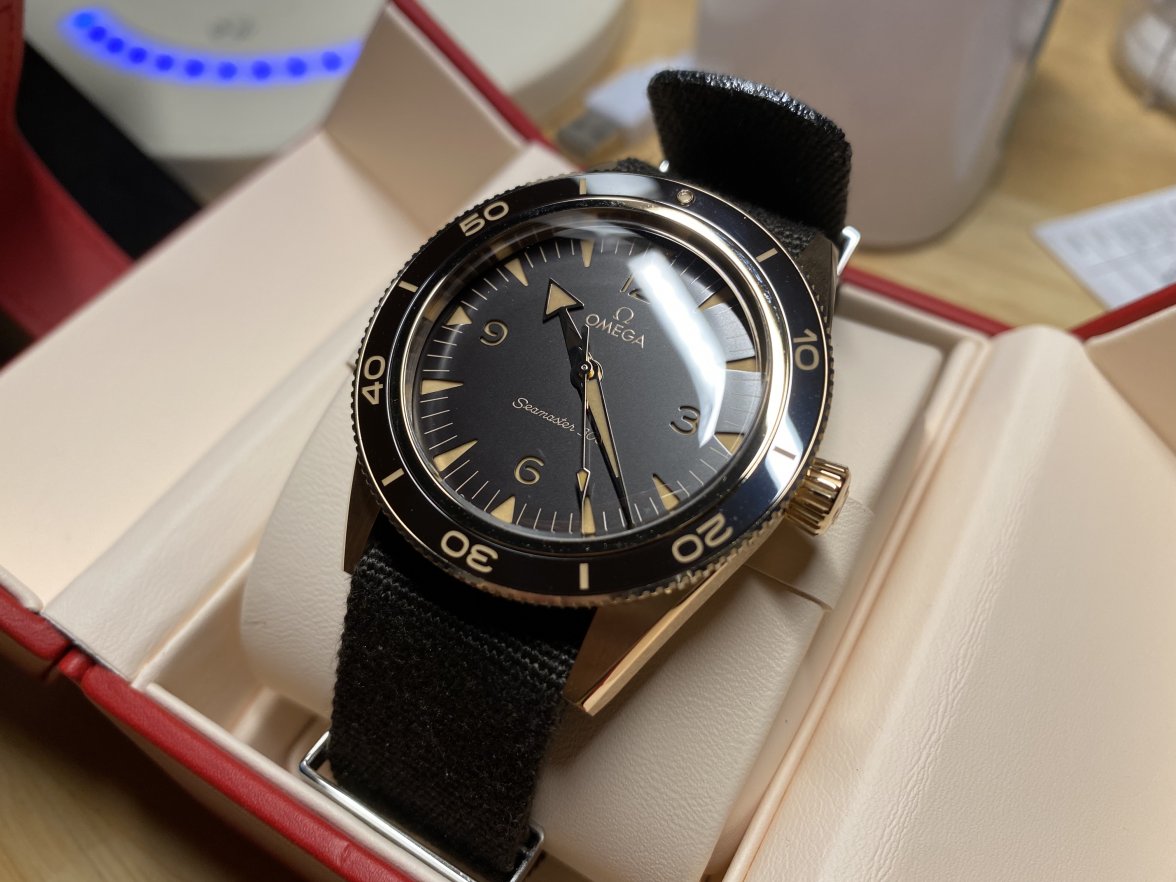 Spending 2+ Weeks with the Seamaster 300 Bronze Gold Omega Forums