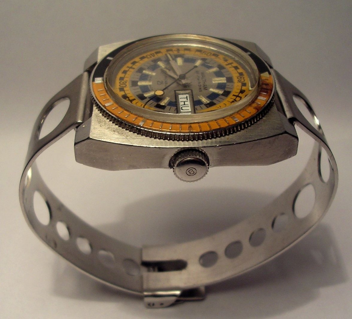 Vintage diver Waltham automatic anni 70 3.jpg Vintage diver Waltham automatic anni 70 3.jpg