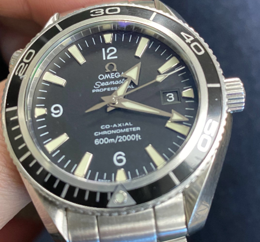 Planet Ocean Question about the second hand Omega Forums