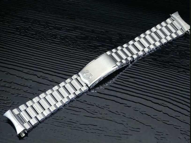 omega 1039 bracelet