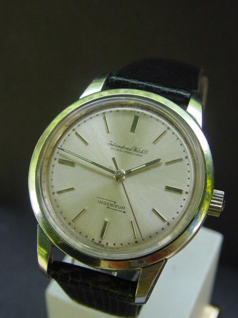 traditional baton hands 2.jpg traditional baton hands 2.jpg