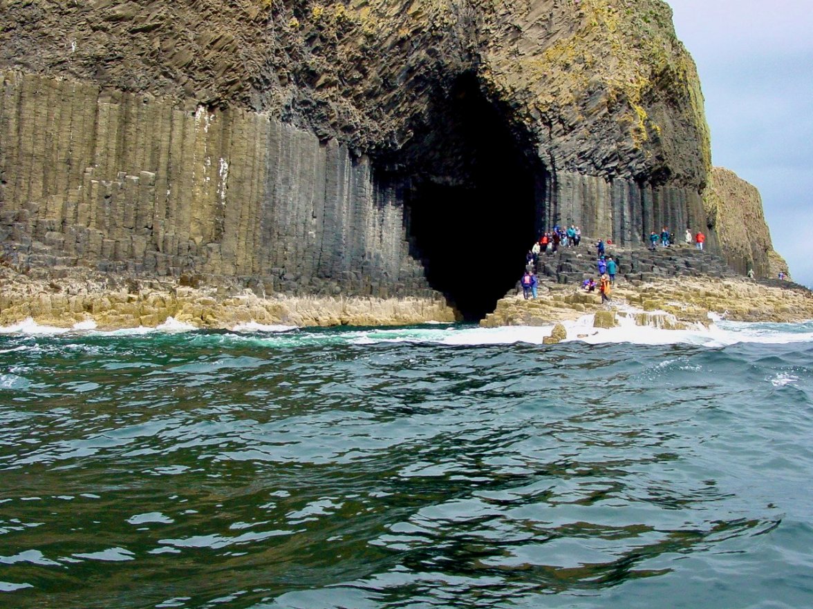 Fingles Cave.jpeg