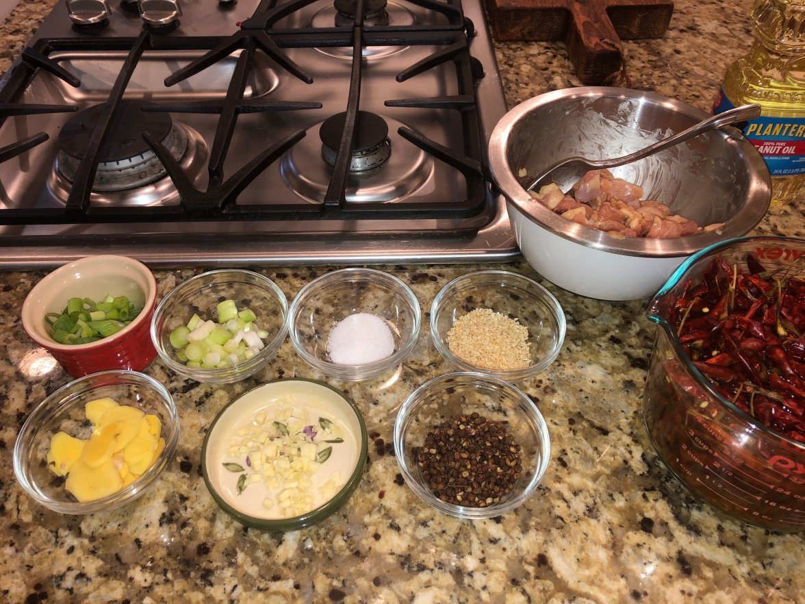 Chongqing style dry-fried chicken with dried chili peppers and Sichuan peppercorn_1.jpg