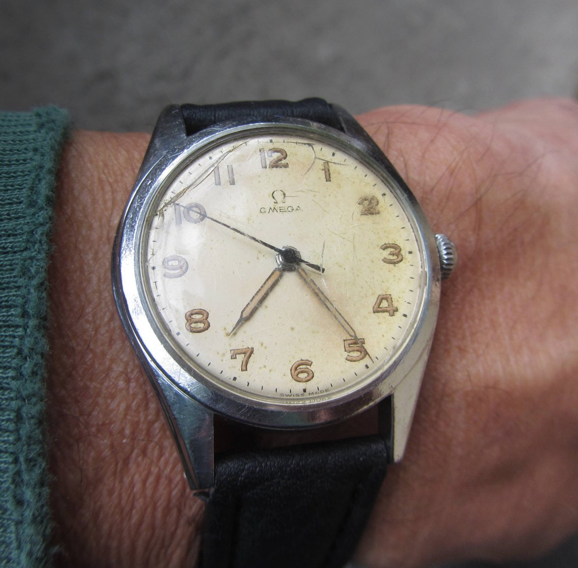 omega 2537 Ebay 2021 01.jpg