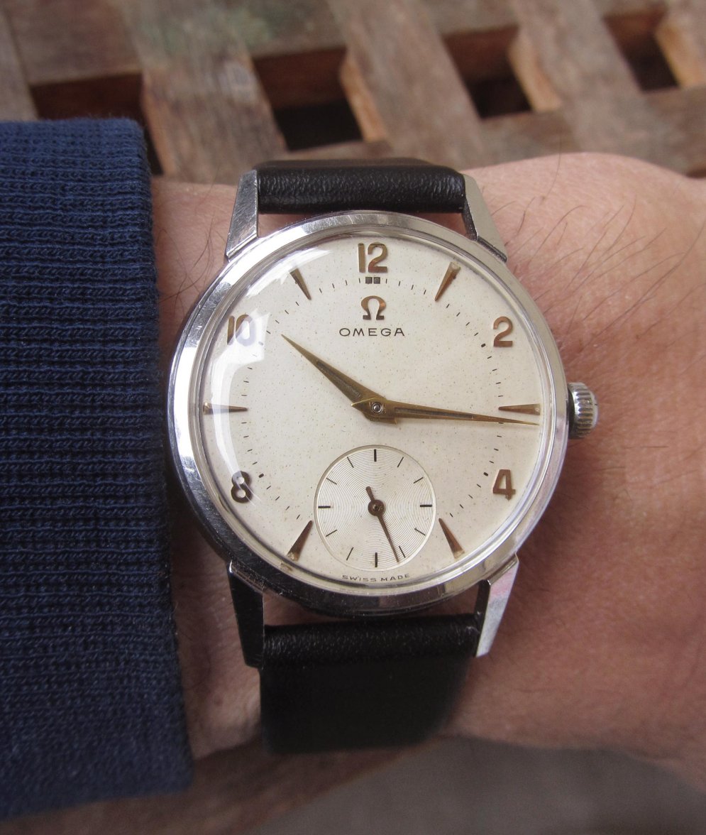 Omega 2825 5.jpg
