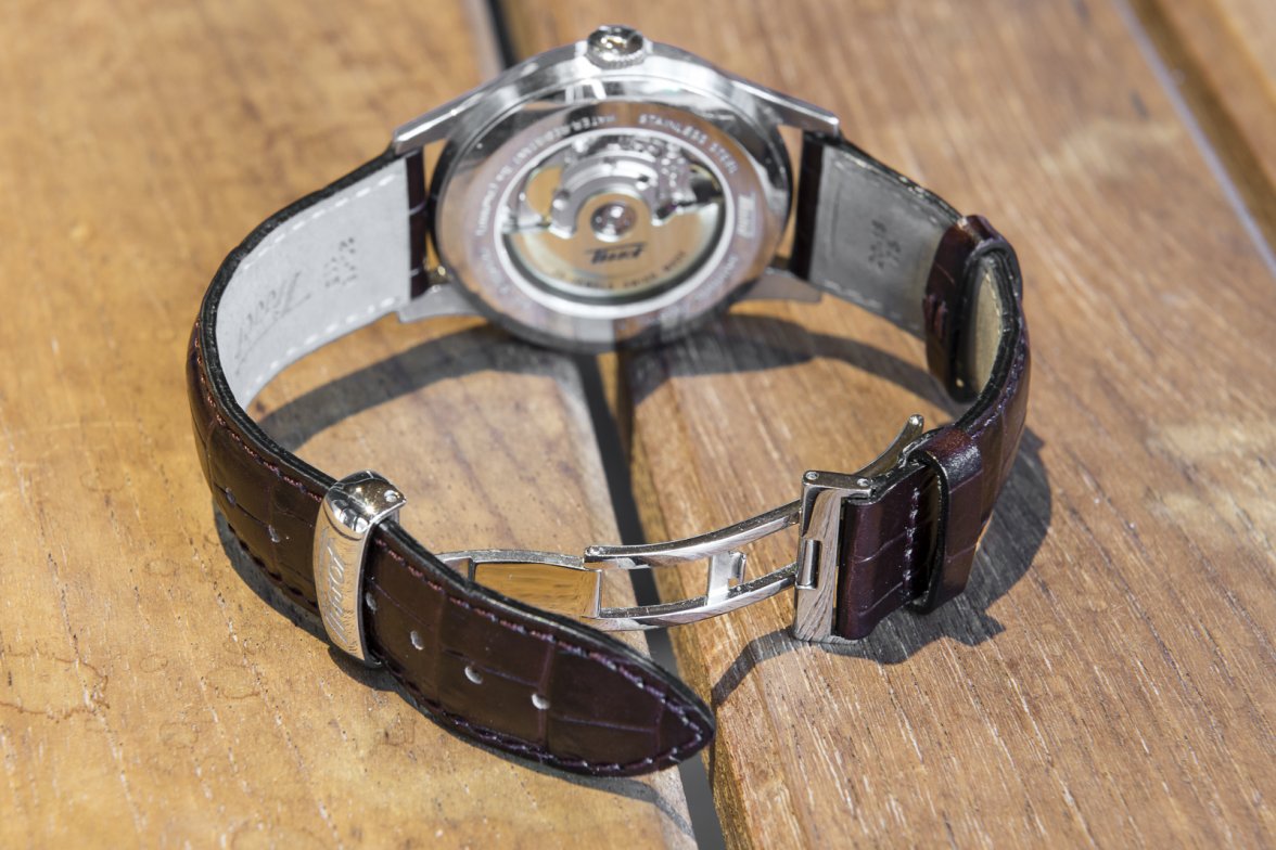 Tissot Visodate-3.jpg Tissot Visodate-3.jpg