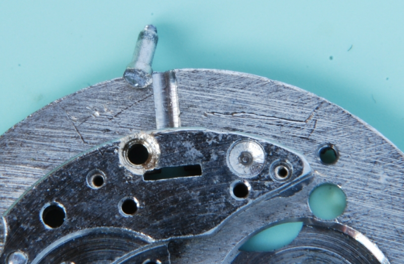 4 screw.jpg 4 screw.jpg