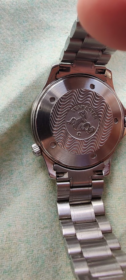 2254 Case back.jpg 2254 Case back.jpg