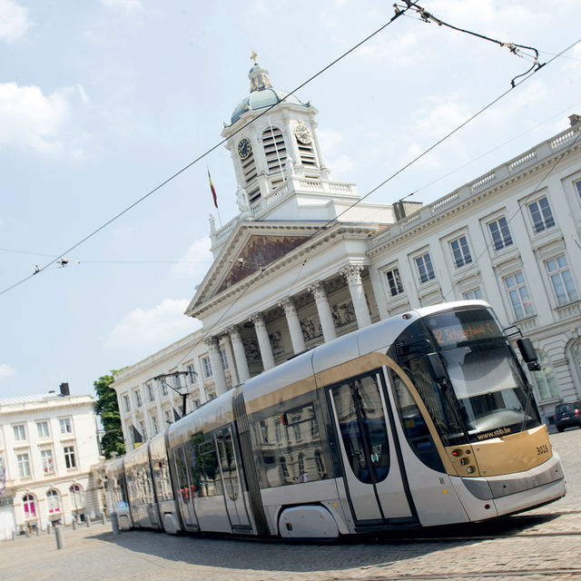 stib-tram_sq_640.jpg