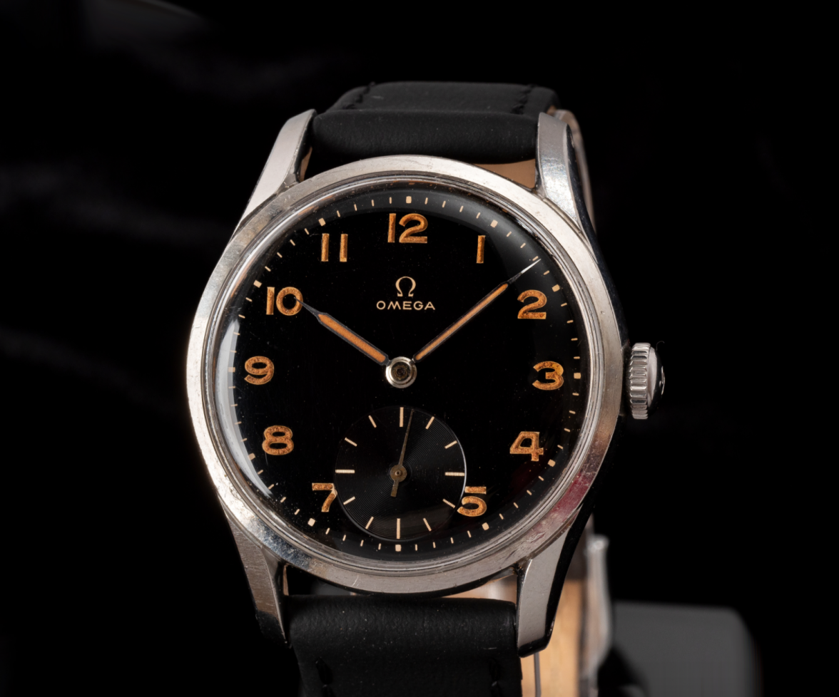 Omega 2639-1 Black Dial #2.png