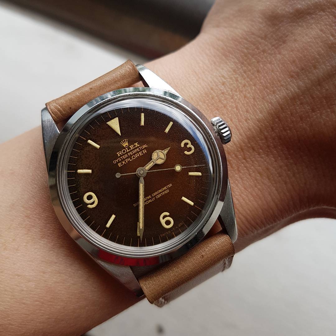 Brown in any lighting. - 1016 - giltdial - vintagerolex ( 1080 X 1080 ).jpg