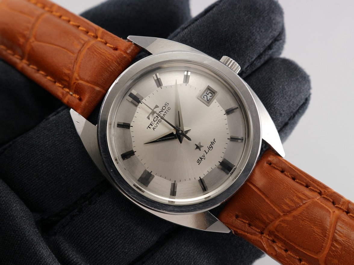 SOLD - 1960s Technos Sky Light automatic - 