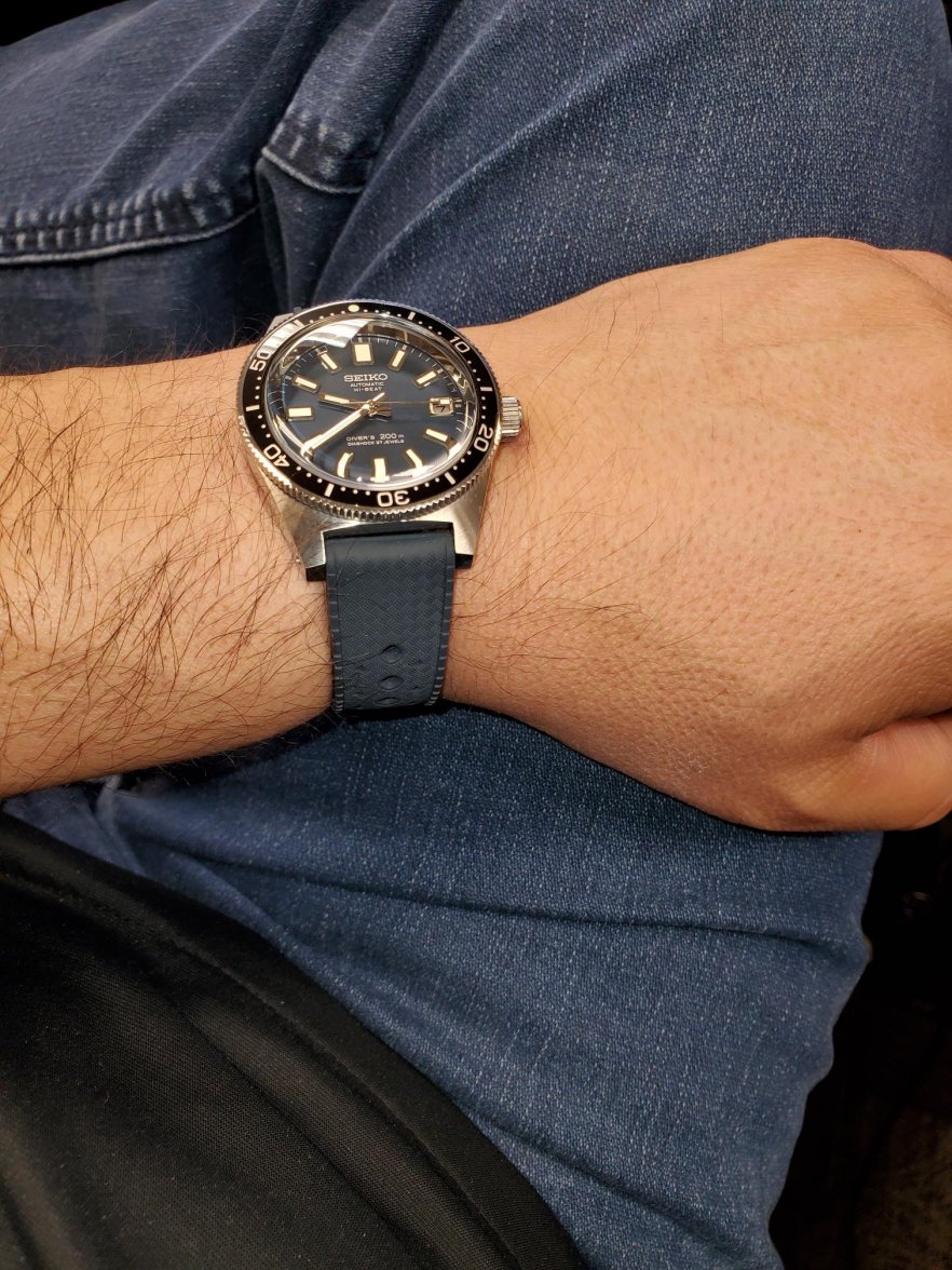 Seiko SKX007 Dial Shot.jpg