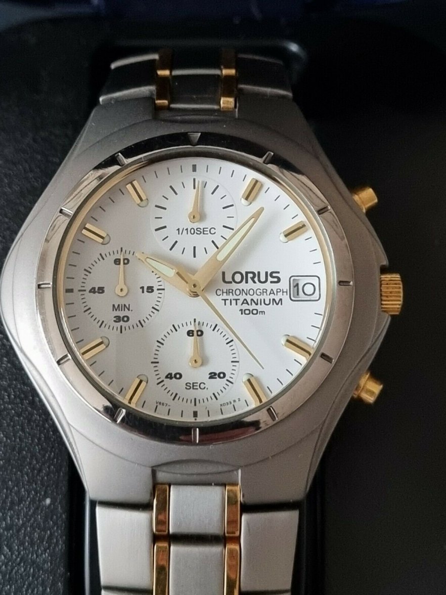 lorus1.jpg