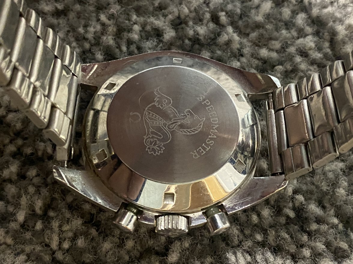 Omega Speehmaster Automatic - Back03.JPG