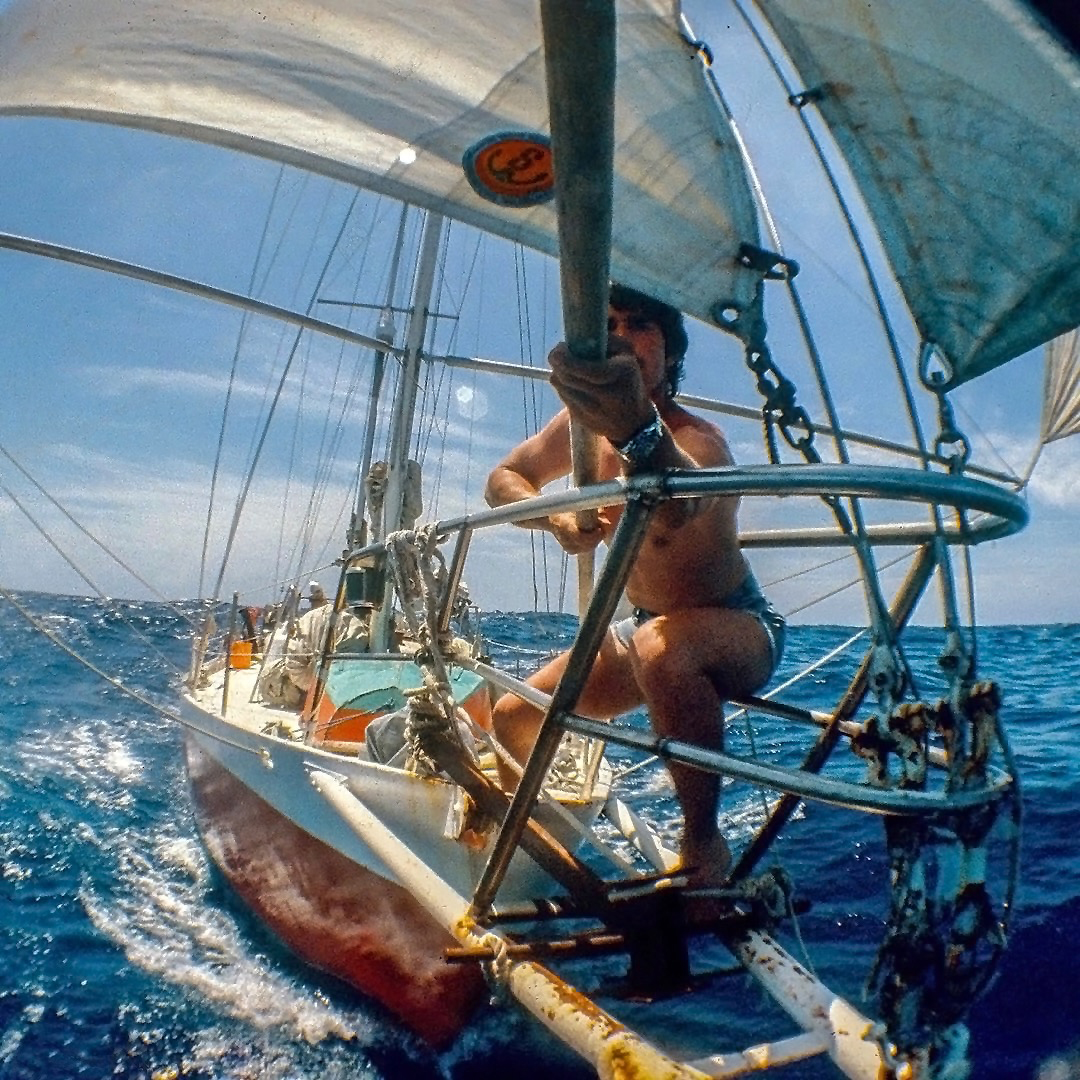 Omega 3_NaiUt Bow2_Web-ready.jpg Omega 3_NaiUt Bow2_Web-ready.jpg