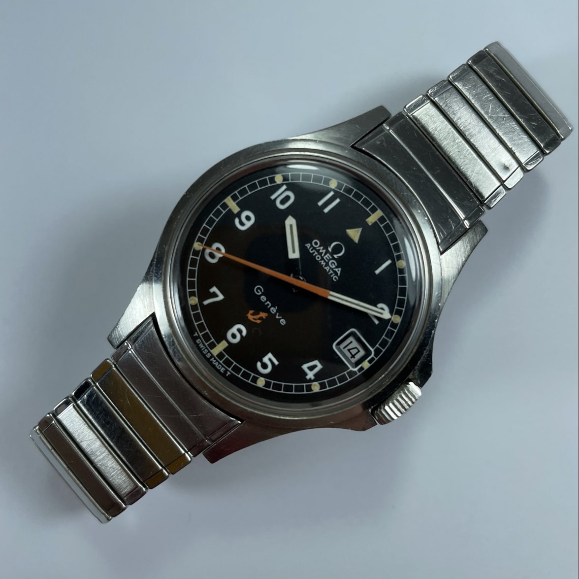 SOLD - Omega Admiralty 166.038 