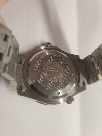 omega watch 2.jpg