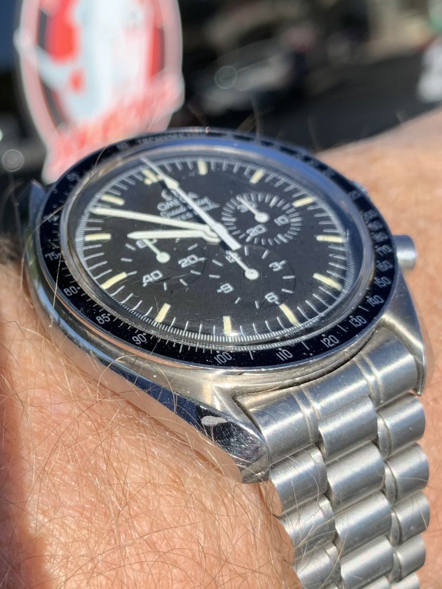 Omega speedmaster clearance professional service cost