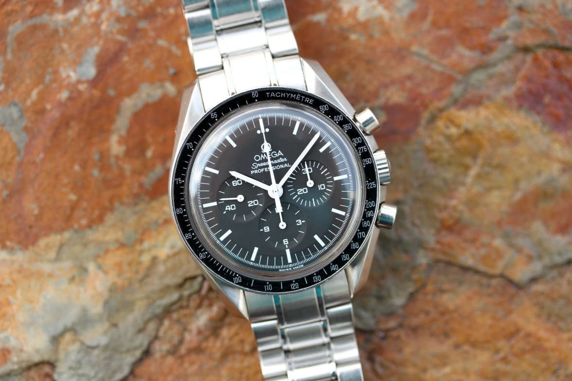 omega speedmaster 2003