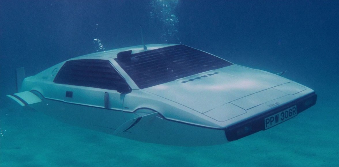 Lotus-Esprit-S1_Spy_Who_Loved_Me.jpg