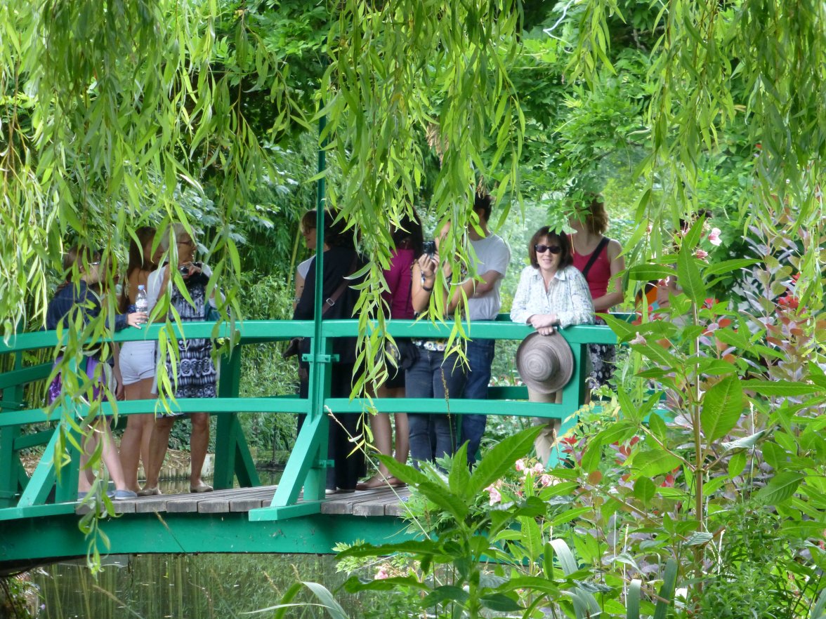 Giverny_Bridge.JPG Giverny_Bridge.JPG