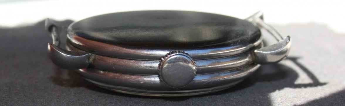 ulysses nardin fancy case 006.JPG