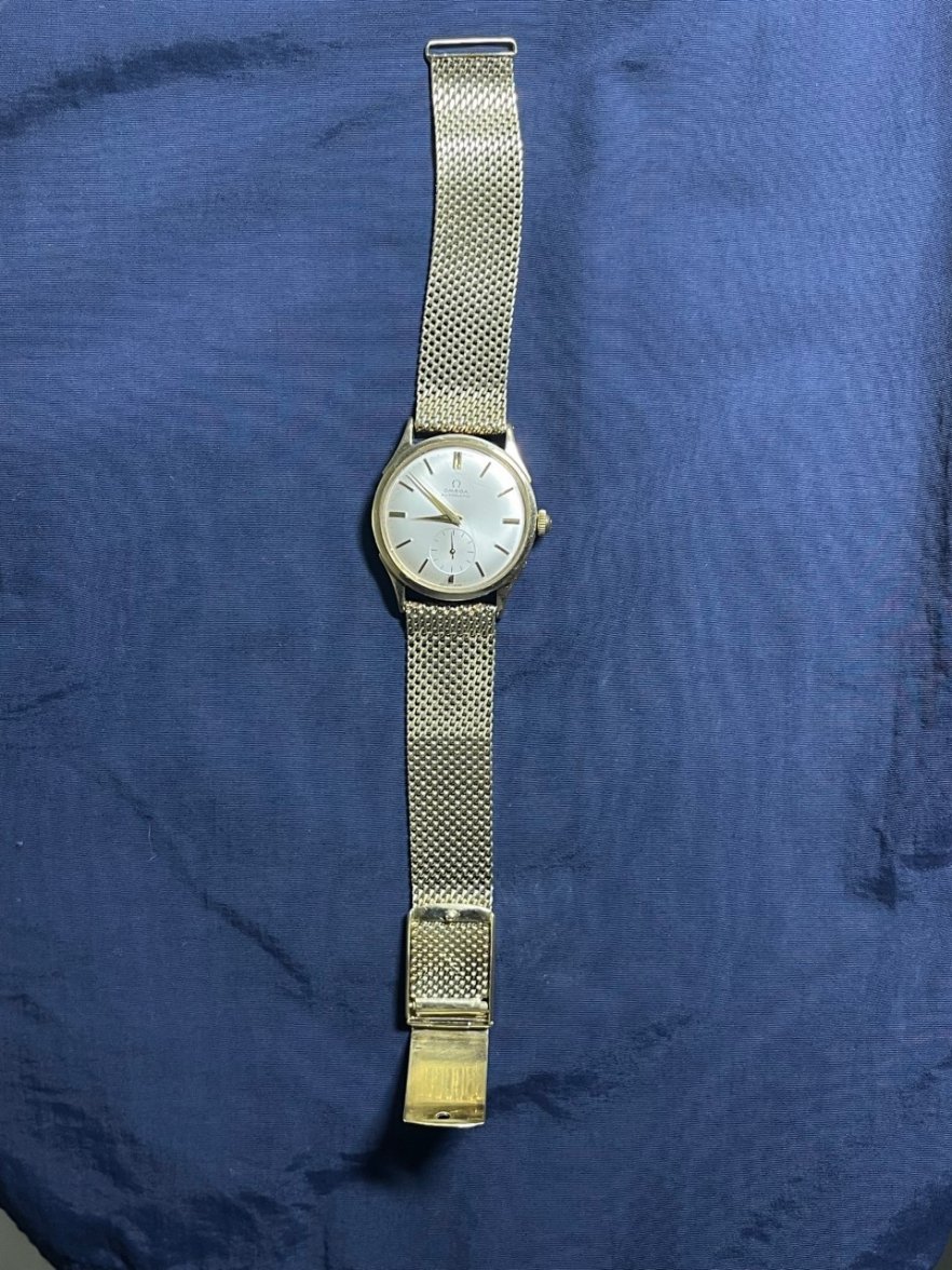 watch.jpeg watch.jpeg