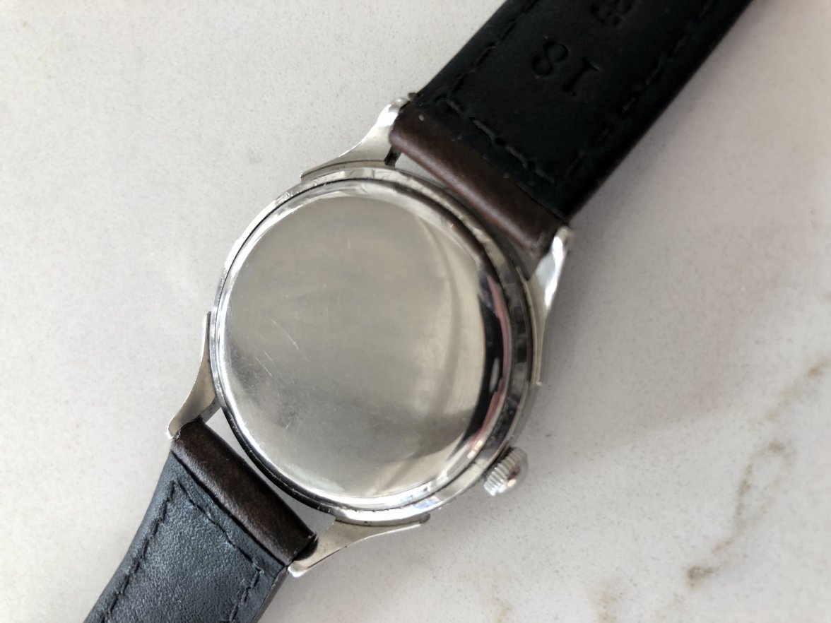 Omega28.10-4.jpg Omega28.10-4.jpg