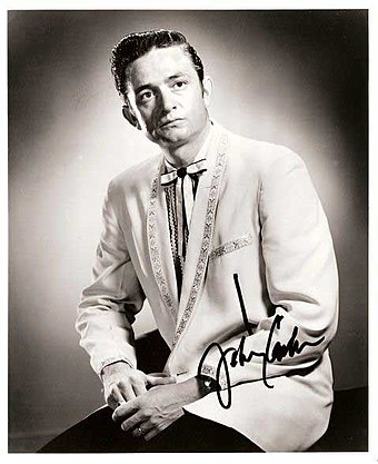 340px-Johnny_Cash_Promotional_Photo_2.jpg